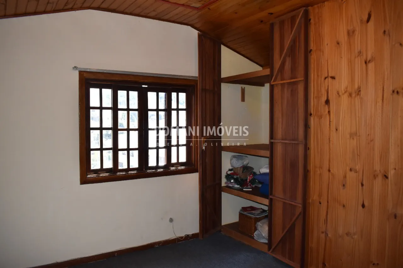 Casa à venda de 250 m² em Campos do Jordão, SP, Brasil