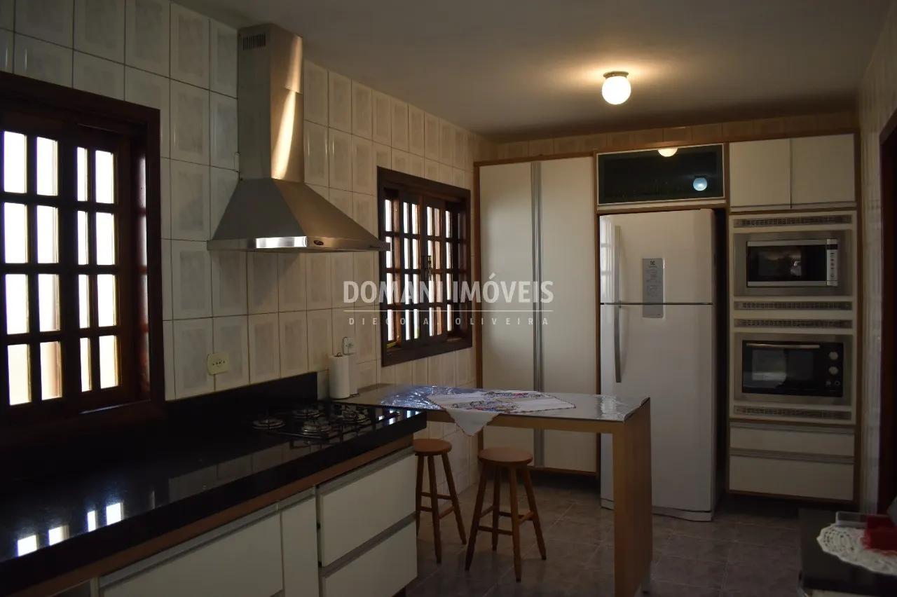 Casa à venda de 250 m² em Campos do Jordão, SP, Brasil