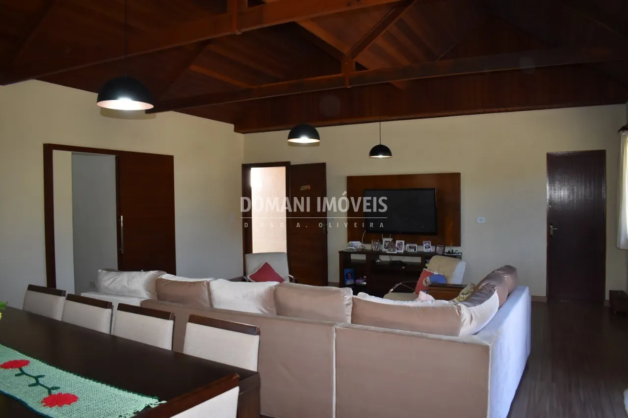 Casa à venda de 250 m² em Campos do Jordão, SP, Brasil