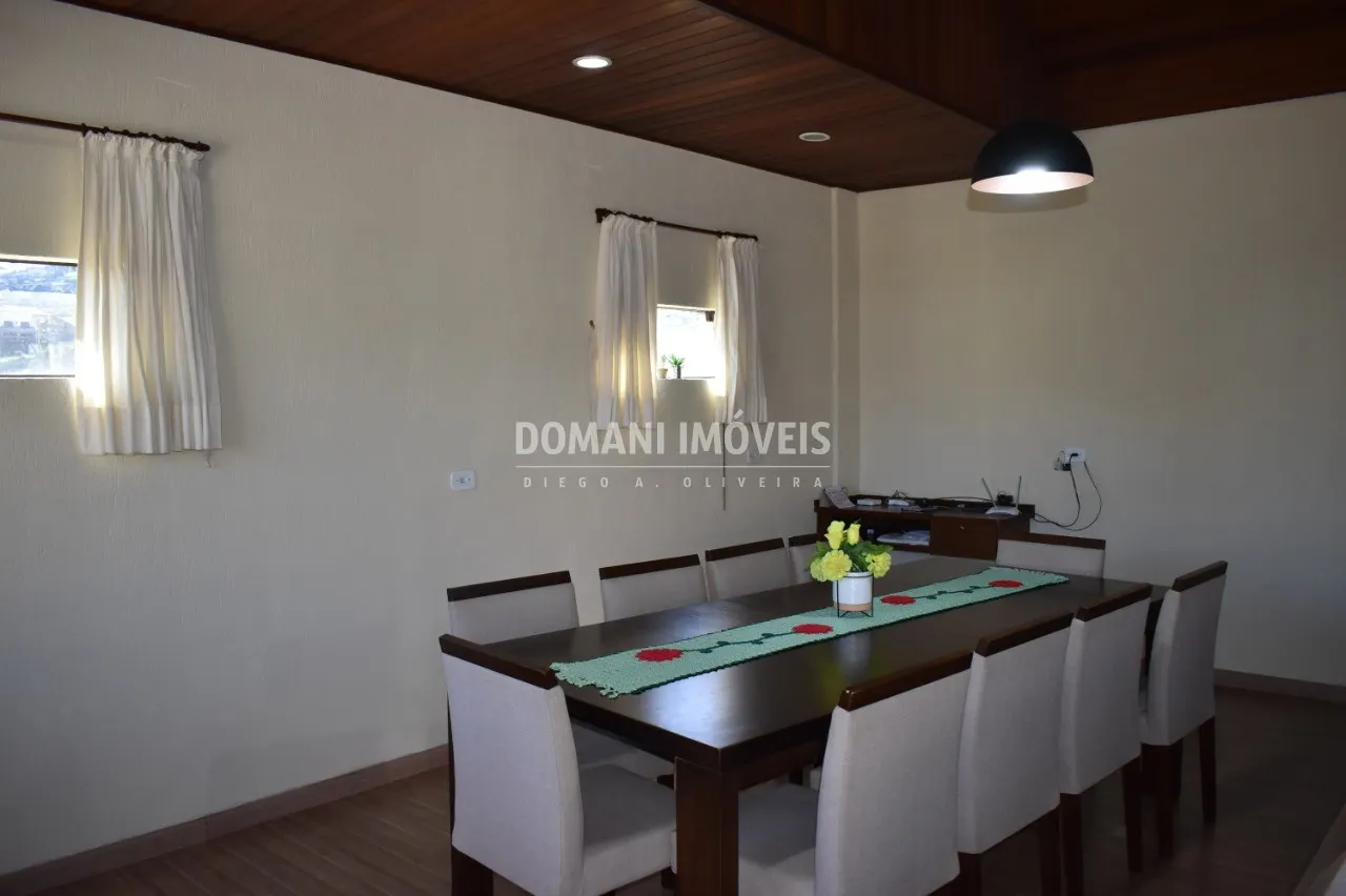 Casa à venda de 250 m² em Campos do Jordão, SP, Brasil
