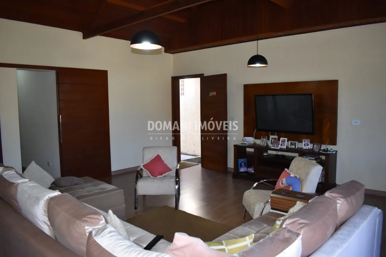 Casa à venda de 250 m² em Campos do Jordão, SP, Brasil