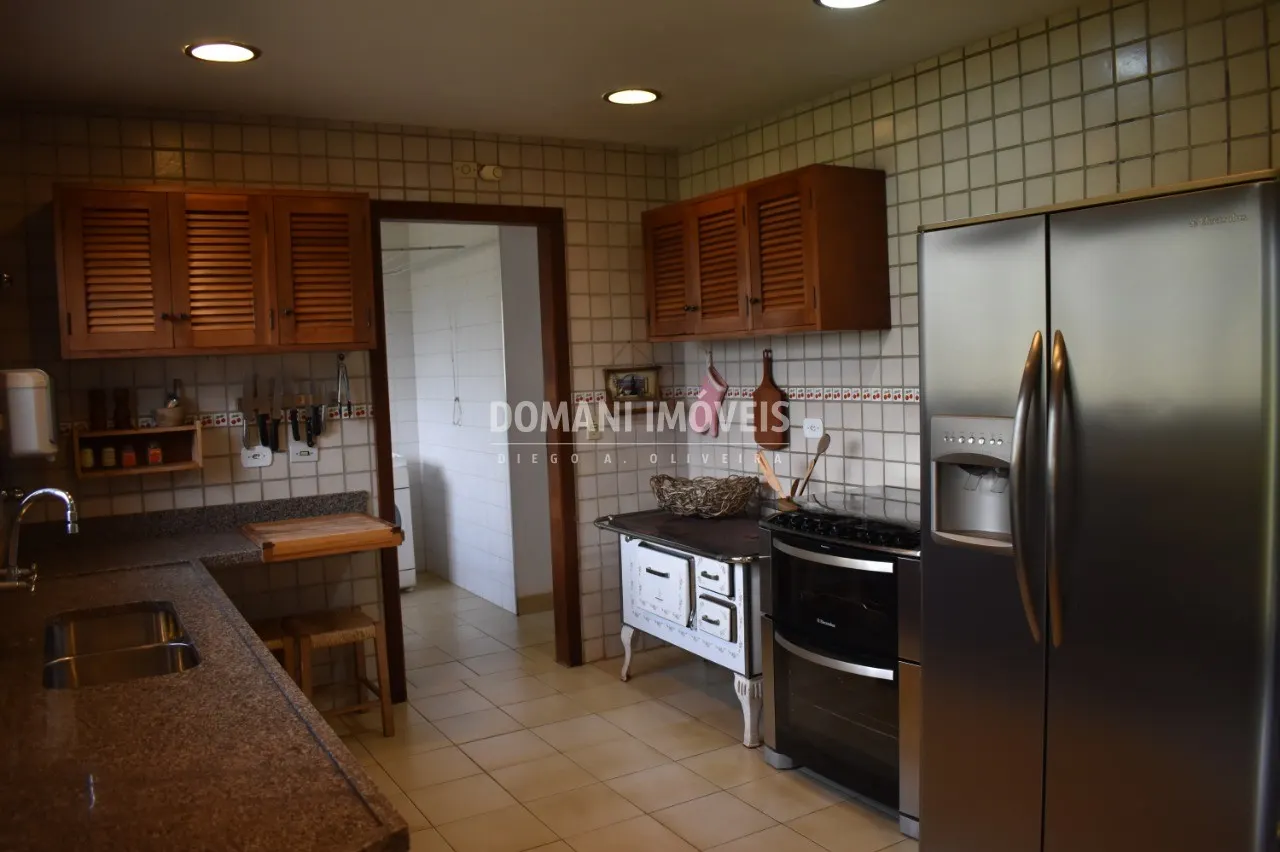 Casa à venda de 7.780 m² em Campos do Jordão, SP, Brasil