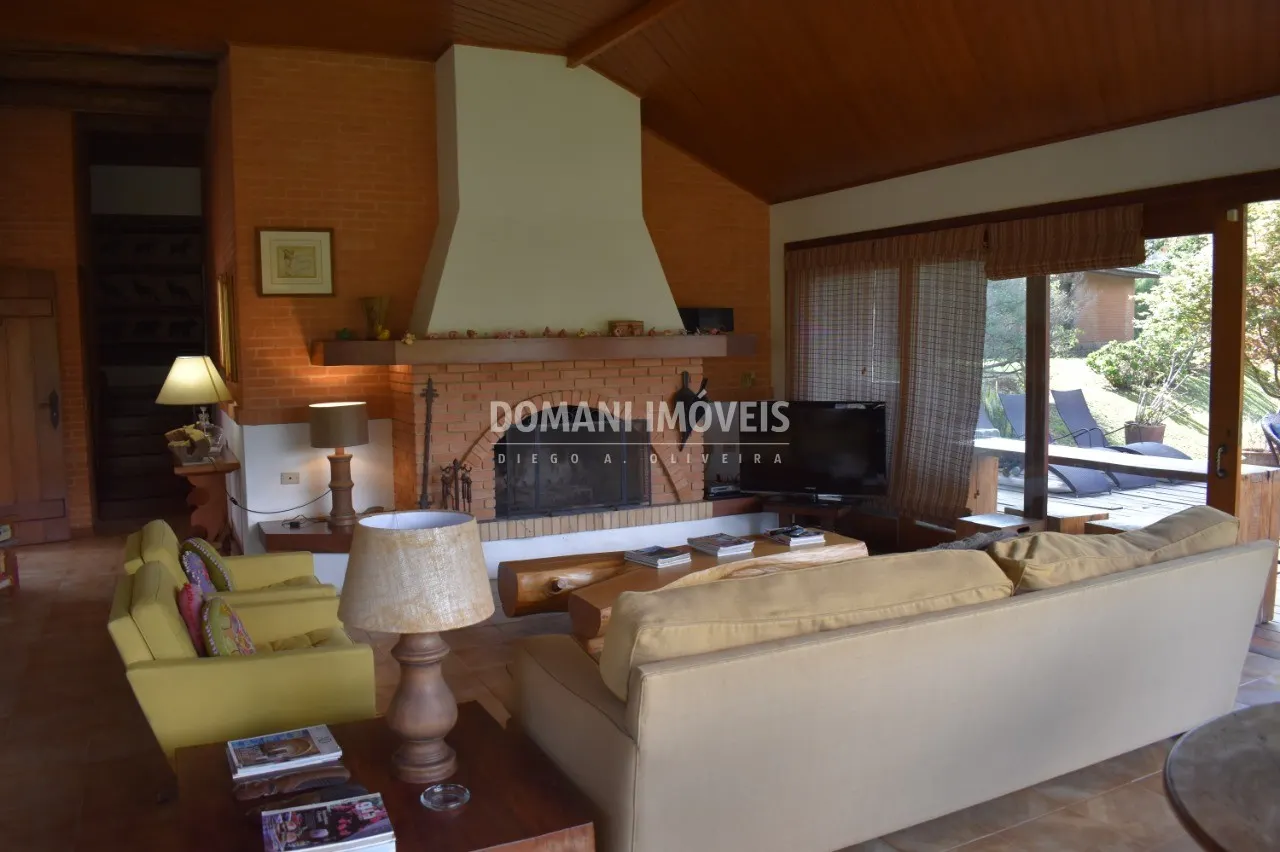 Casa à venda de 7.780 m² em Campos do Jordão, SP, Brasil