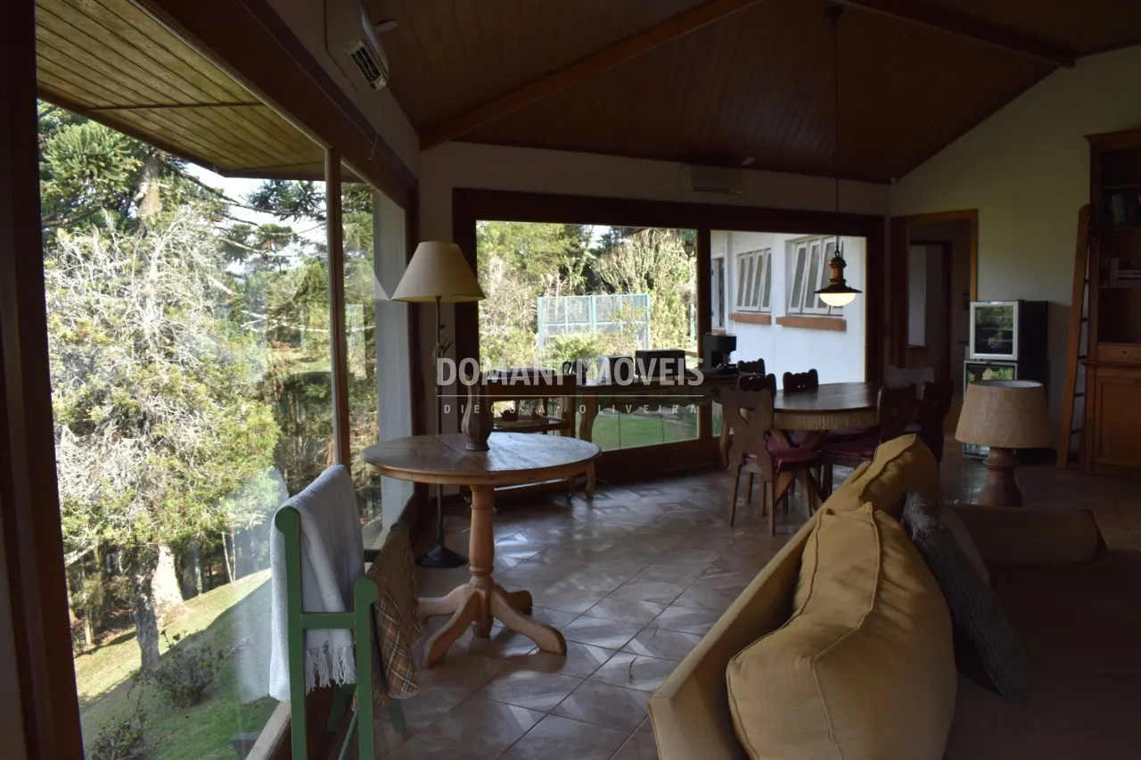 Casa à venda de 7.780 m² em Campos do Jordão, SP, Brasil