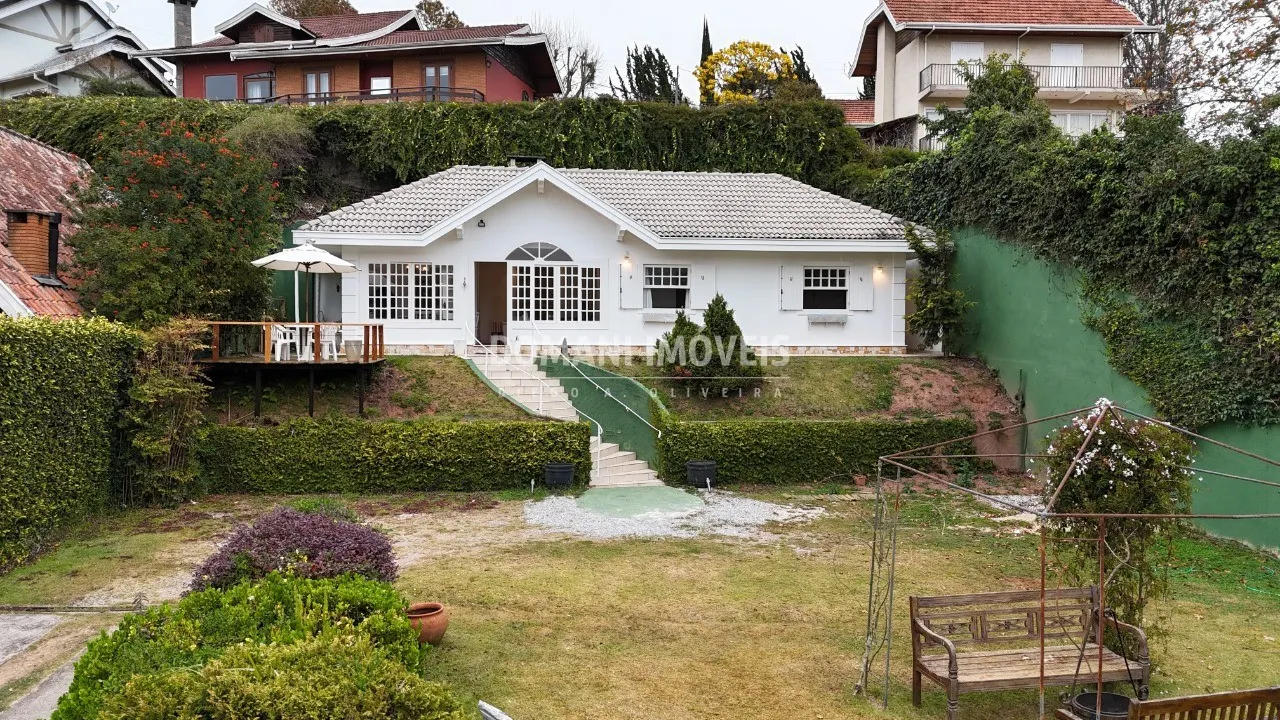 House for sale of 695 m² in Campos do Jordão, SP, Brazil
