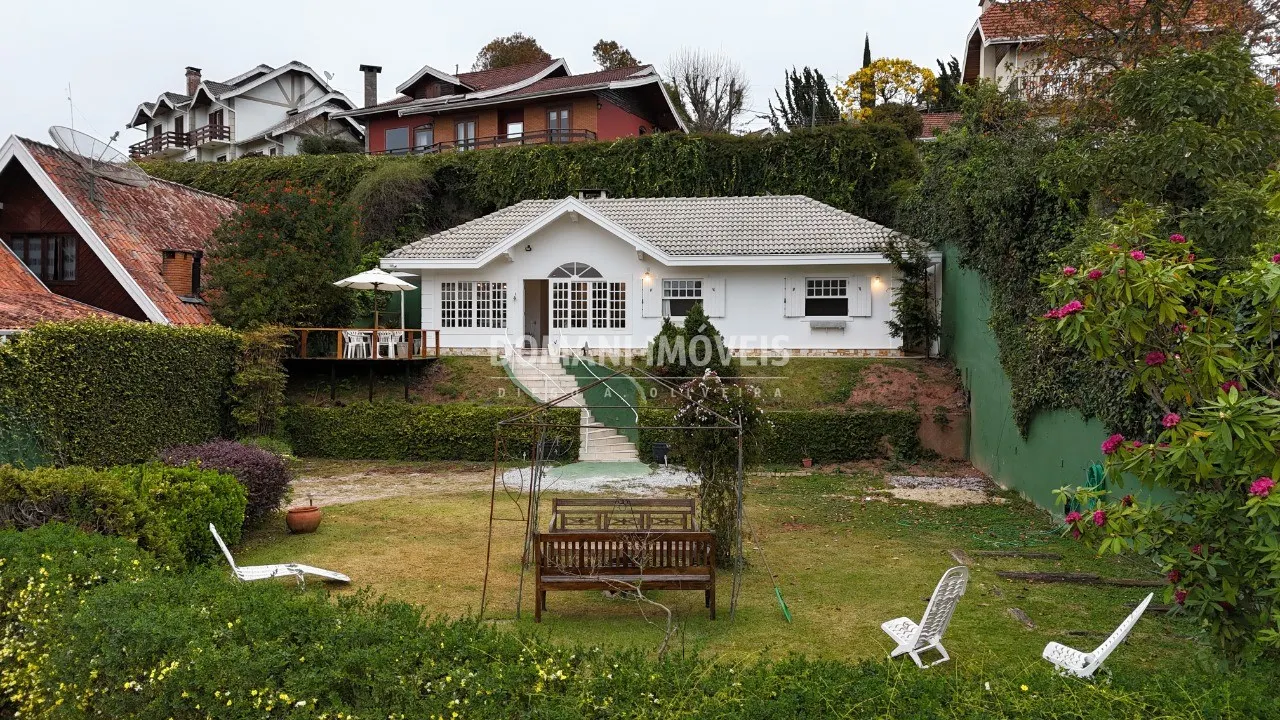 House for sale of 695 m² in Campos do Jordão, SP, Brazil