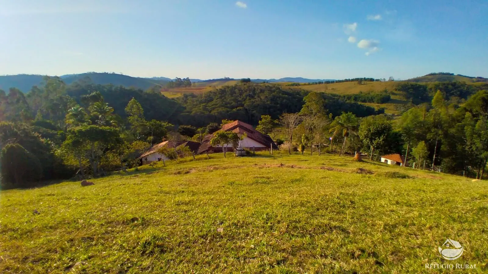 Fazenda à venda de 8 ha em Jambeiro, SP, Brasil