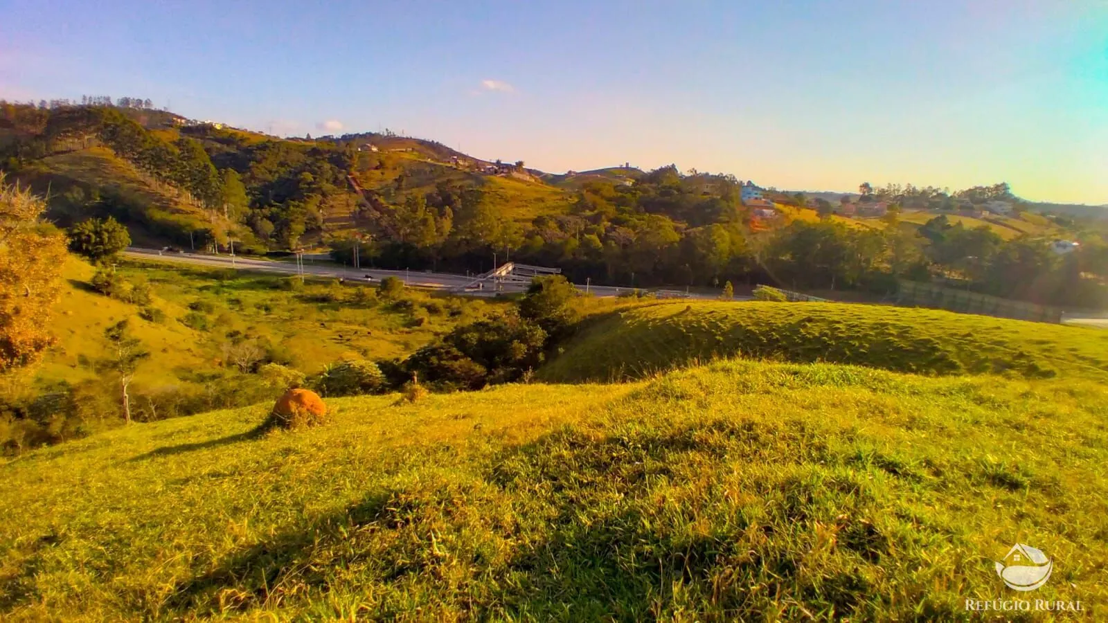 Fazenda à venda de 8 ha em Jambeiro, SP, Brasil