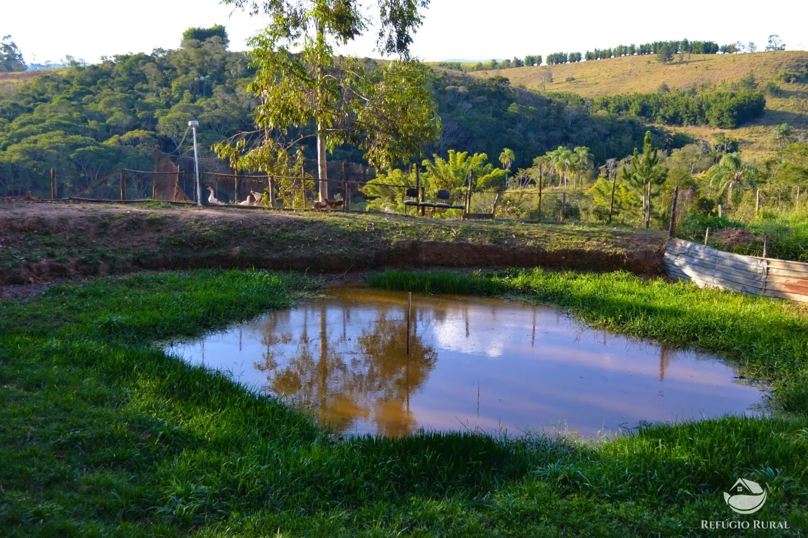 Fazenda à venda de 8 ha em Jambeiro, SP, Brasil
