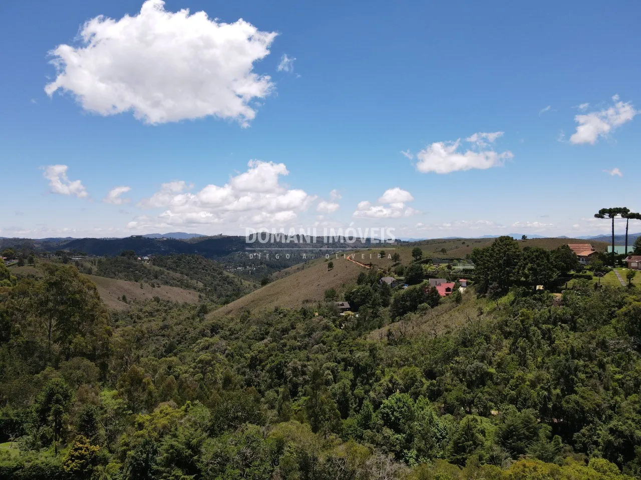 Terreno à venda de 1.050 m² em Campos do Jordão, SP, Brasil