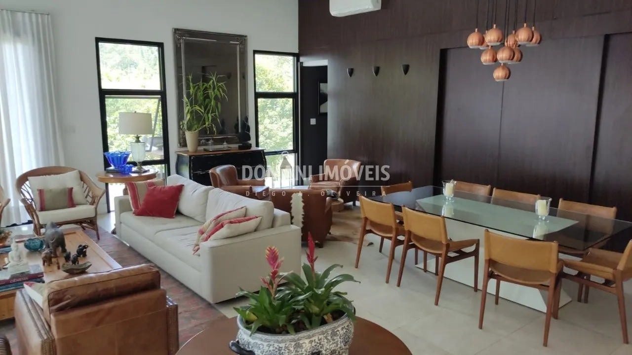 Casa à venda de 5.012 m² em São José dos Campos, SP, Brasil