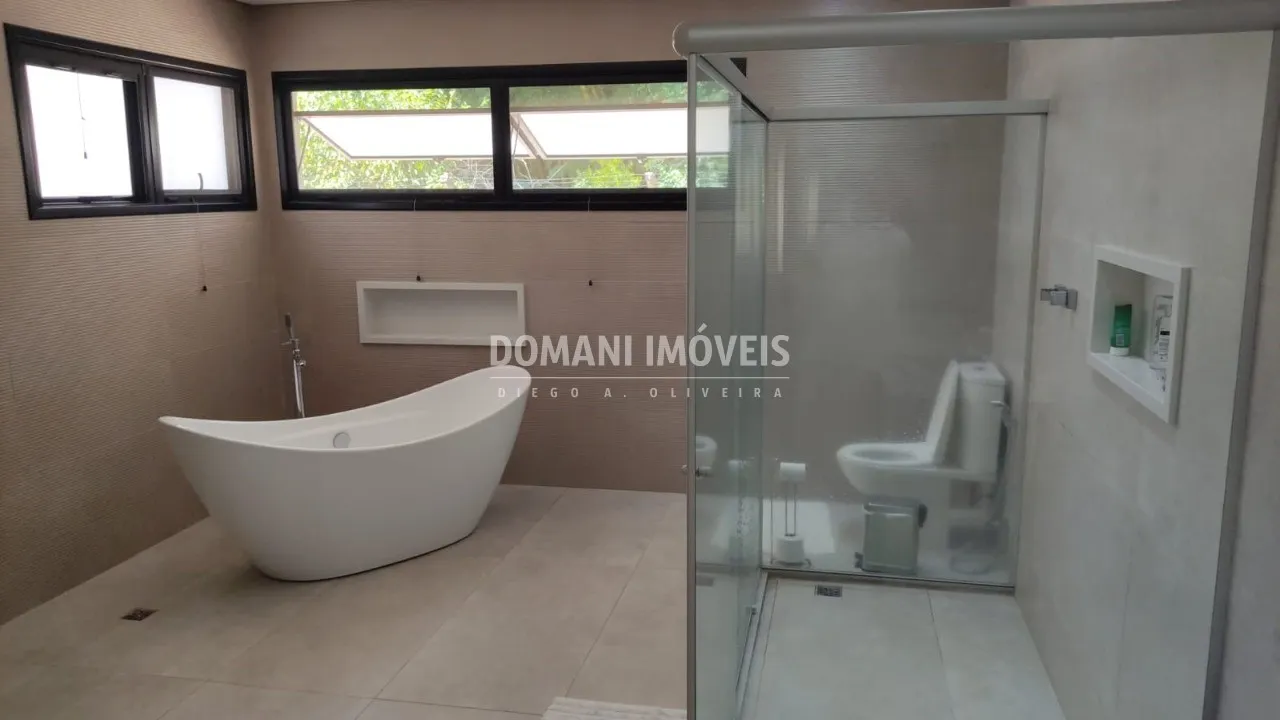 Casa à venda de 5.012 m² em São José dos Campos, SP, Brasil
