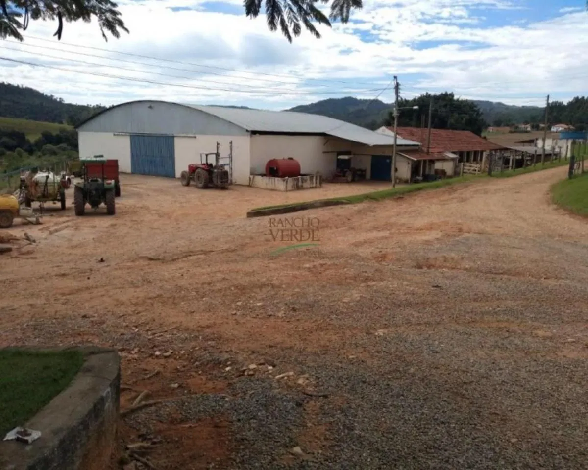 Farm for sale of 605 acres in Divinolândia, SP, Brazil
