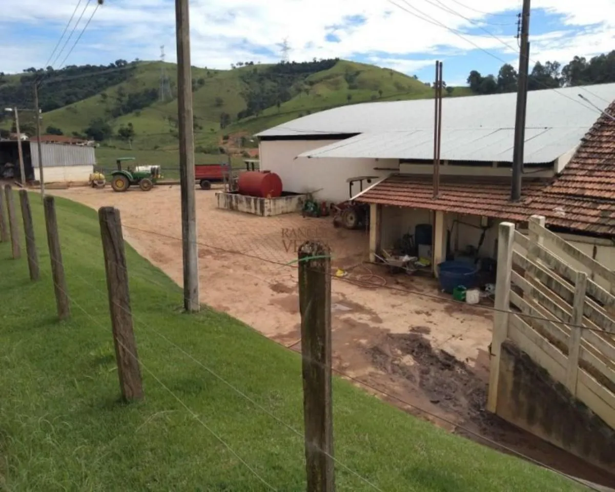 Farm for sale of 605 acres in Divinolândia, SP, Brazil