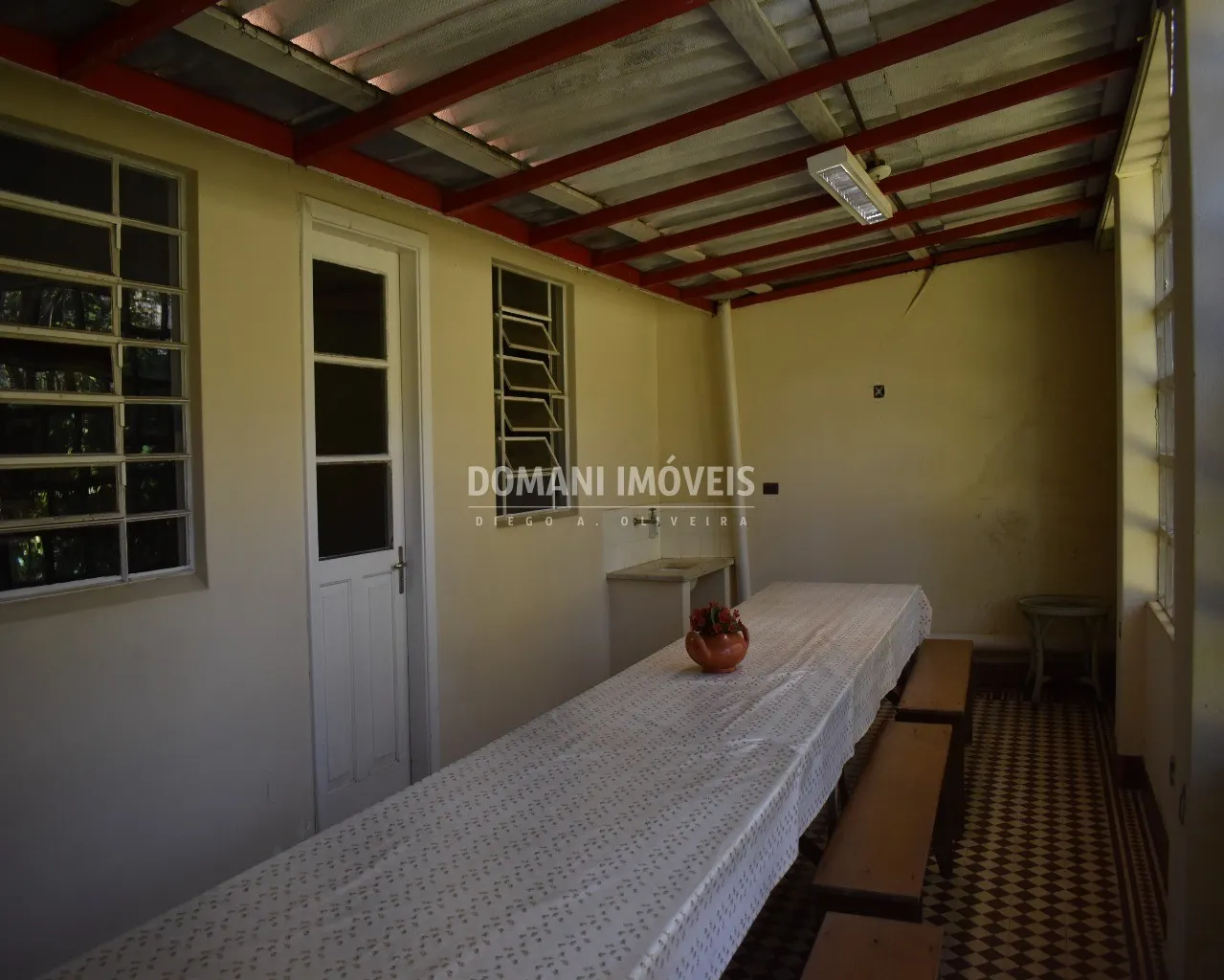Casa à venda de 3.550 m² em Campos do Jordão, SP, Brasil