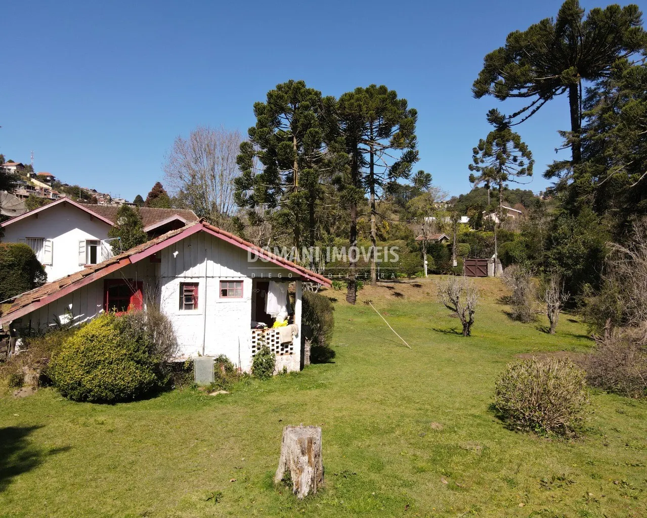 Casa à venda de 3.550 m² em Campos do Jordão, SP, Brasil