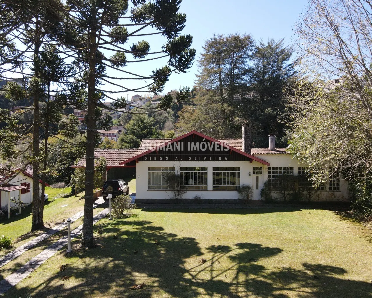 Casa à venda de 3.550 m² em Campos do Jordão, SP, Brasil