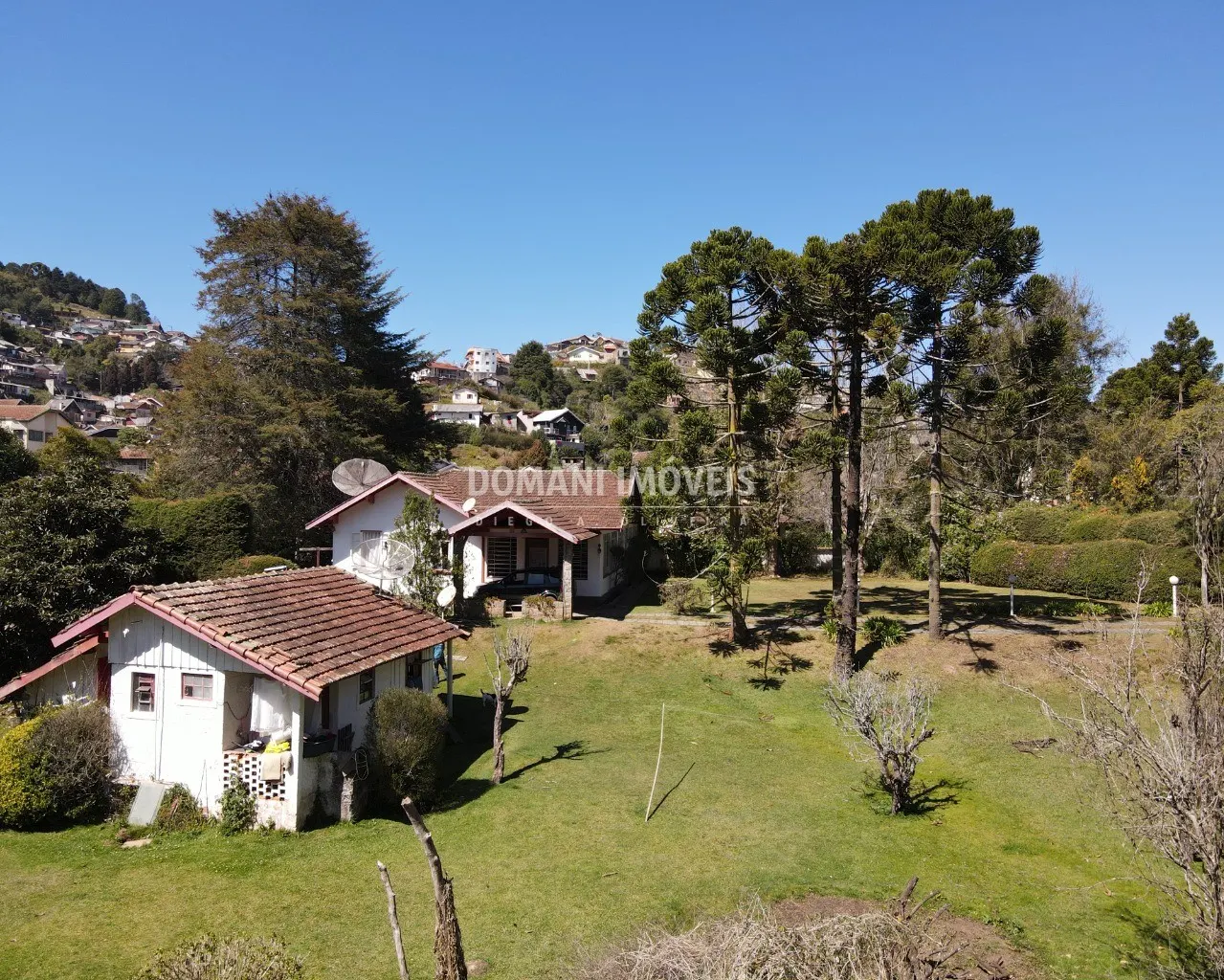 Casa à venda de 3.550 m² em Campos do Jordão, SP, Brasil