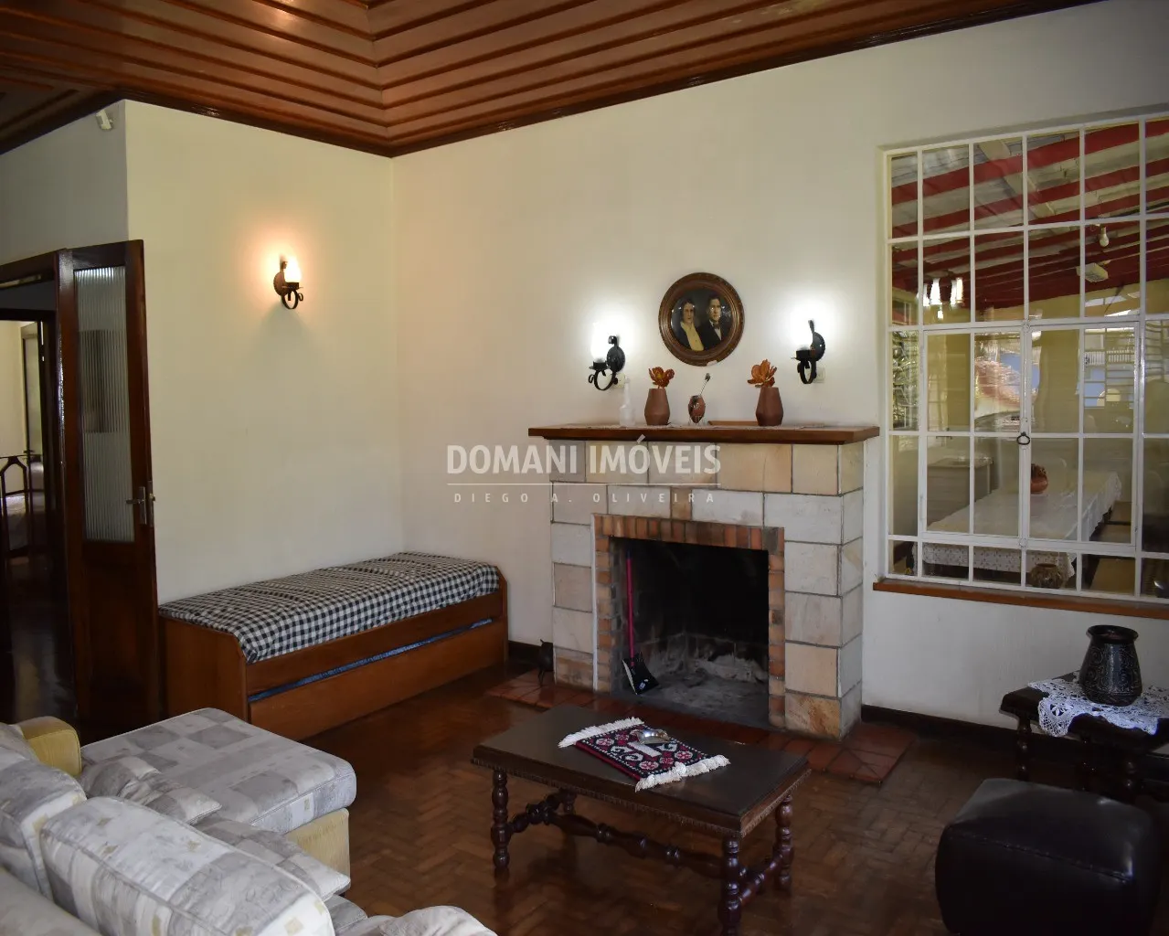 Casa à venda de 3.550 m² em Campos do Jordão, SP, Brasil