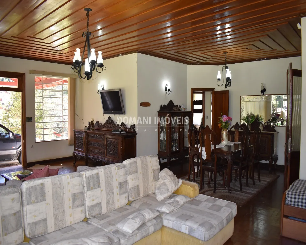 Casa à venda de 3.550 m² em Campos do Jordão, SP, Brasil