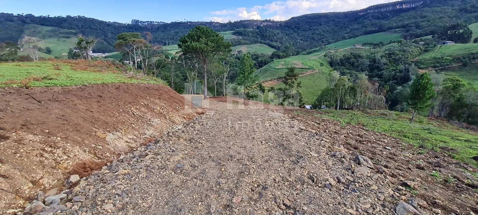 Fazenda à venda de 28 ha em Alfredo Wagner, SC, Brasil