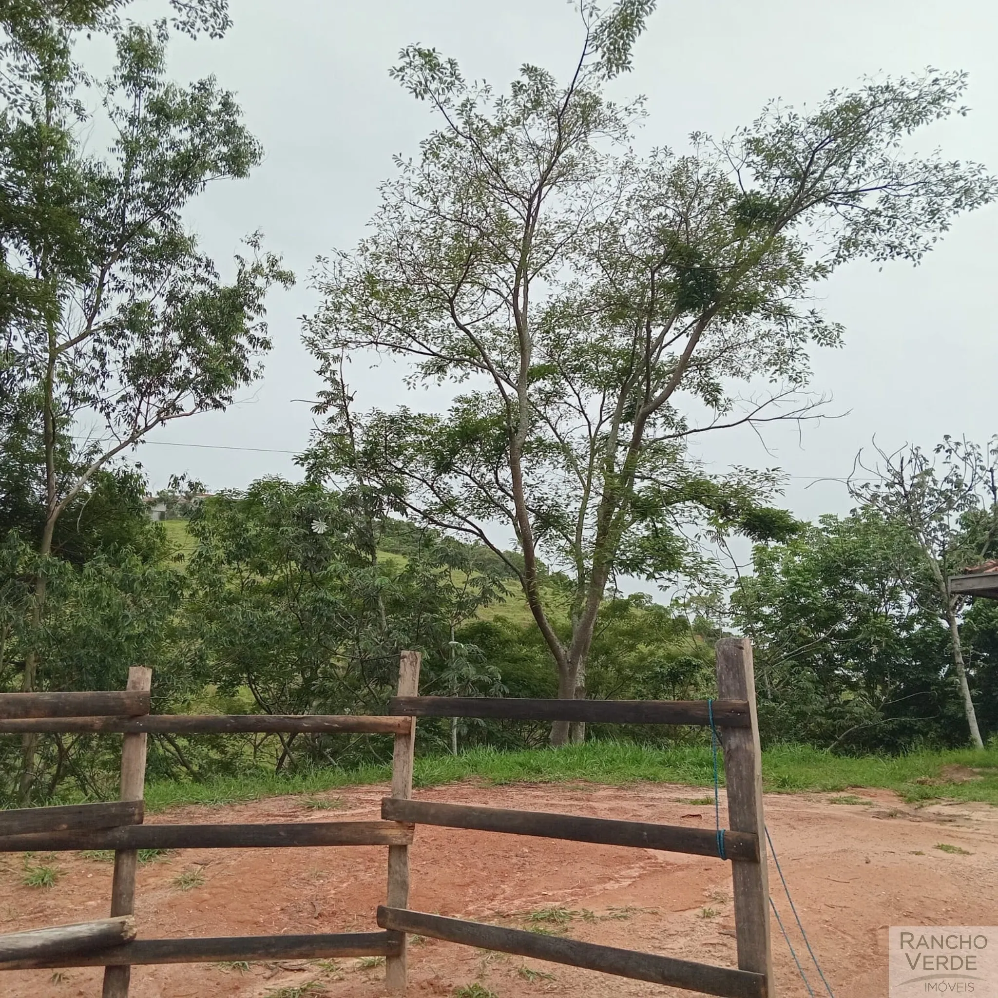 Country home for sale of 3,000 m² in São José dos Campos, SP, Brazil