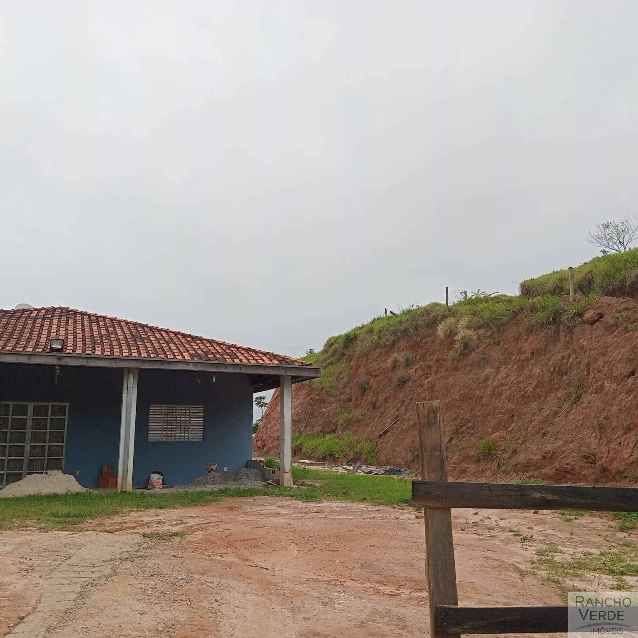 Country home for sale of 3,000 m² in São José dos Campos, SP, Brazil