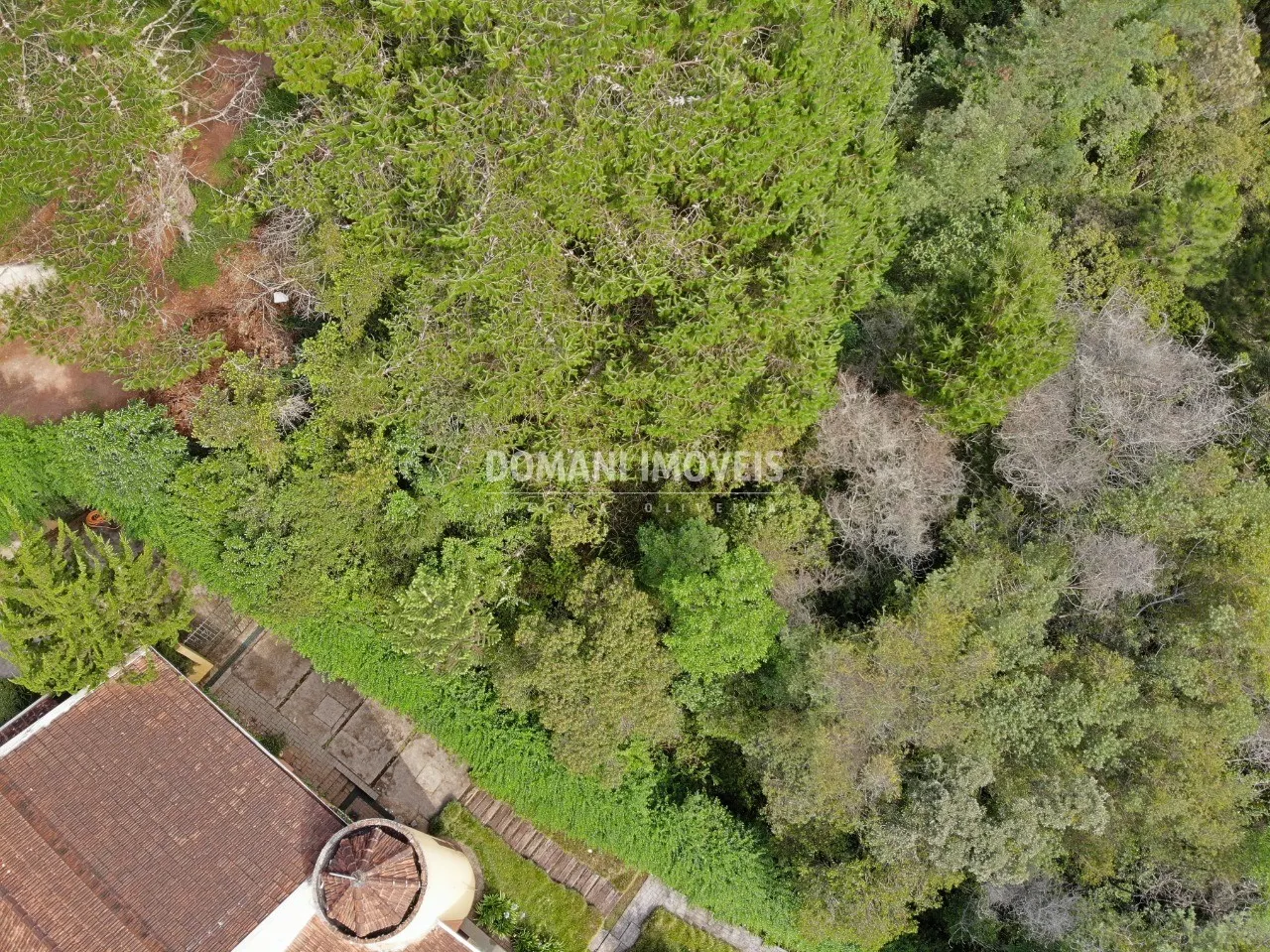 Terreno à venda de 1.760 m² em Campos do Jordão, SP, Brasil