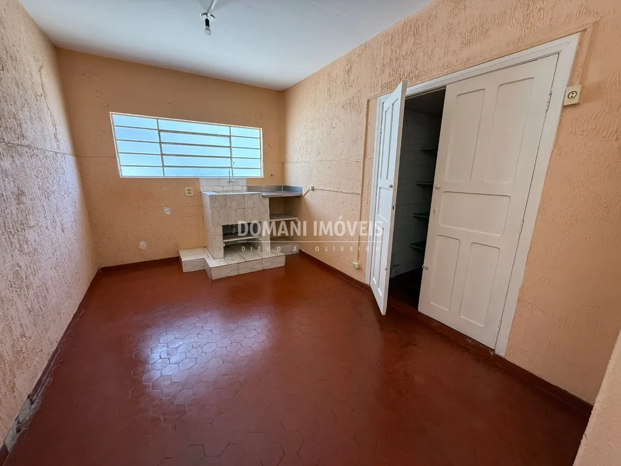 Comercial à venda de 520 m² em Campos do Jordão, SP, Brasil