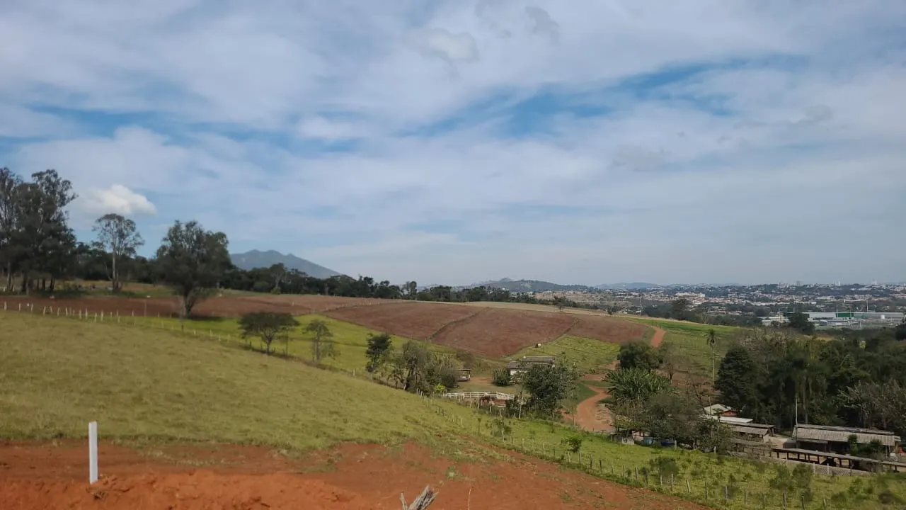 Terreno à venda de 360 m² em Atibaia, SP, Brasil