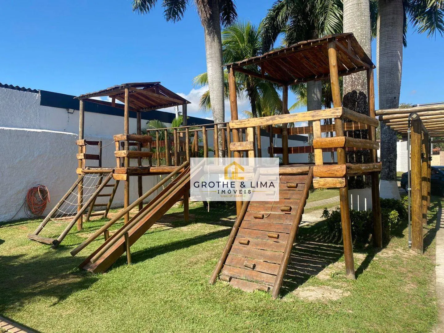Country home for sale of 2,700 m² in Tremembé, SP, Brazil