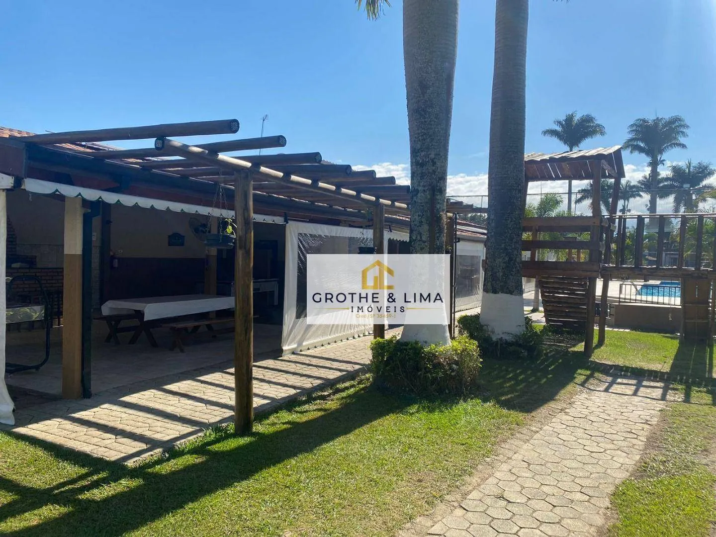 Country home for sale of 2,700 m² in Tremembé, SP, Brazil