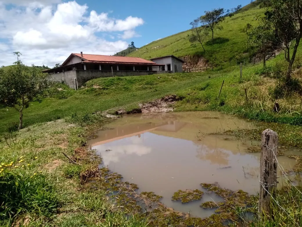 Sítio à venda de 5 ha em Paraibuna, SP, Brasil