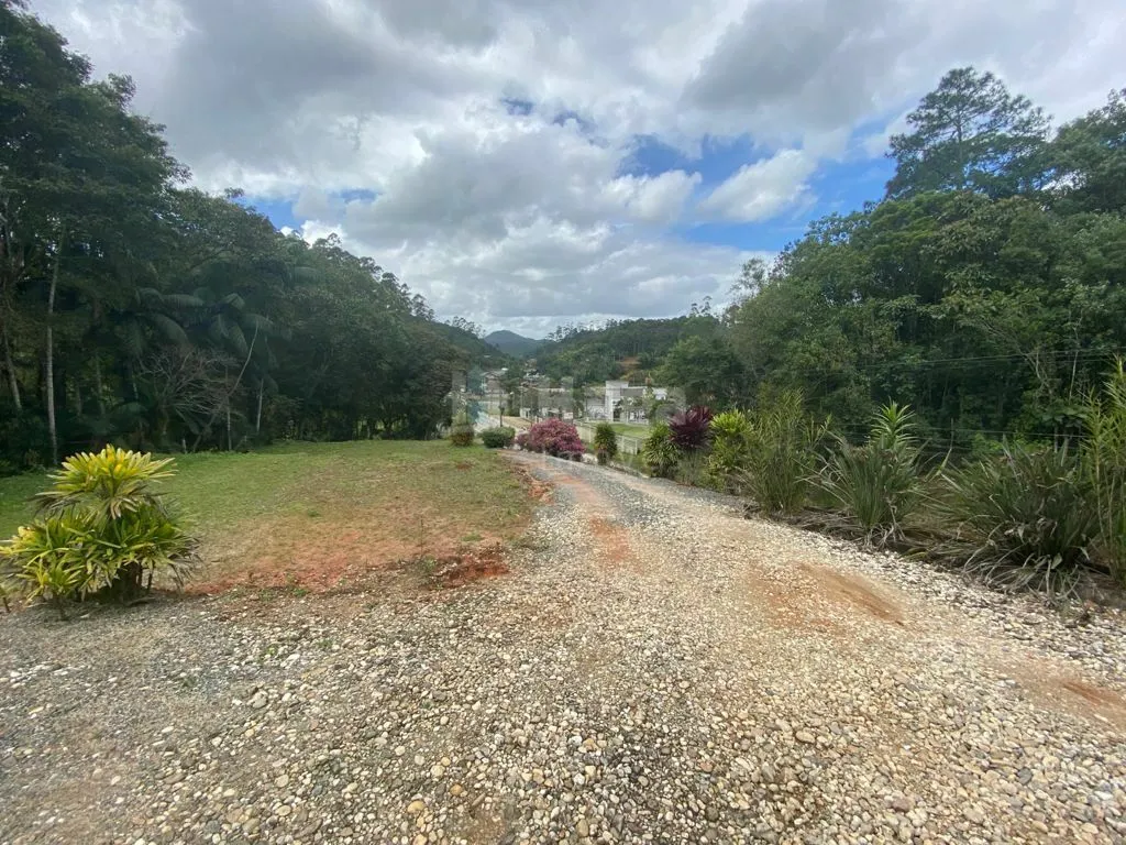 Casa à venda de 1.500 m² em Nova Trento, SC, Brasil
