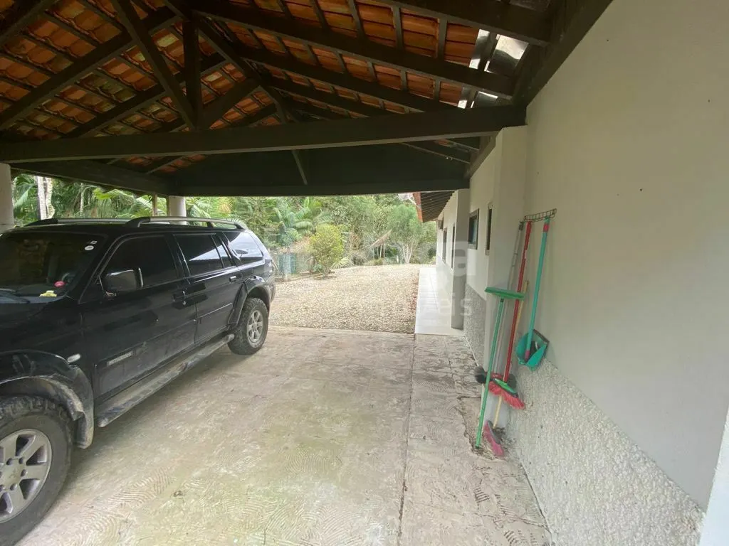 Casa à venda de 1.500 m² em Nova Trento, SC, Brasil