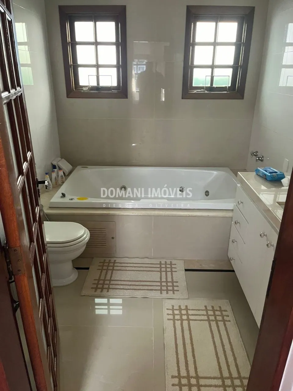 Casa à venda de 710 m² em Campos do Jordão, SP, Brasil