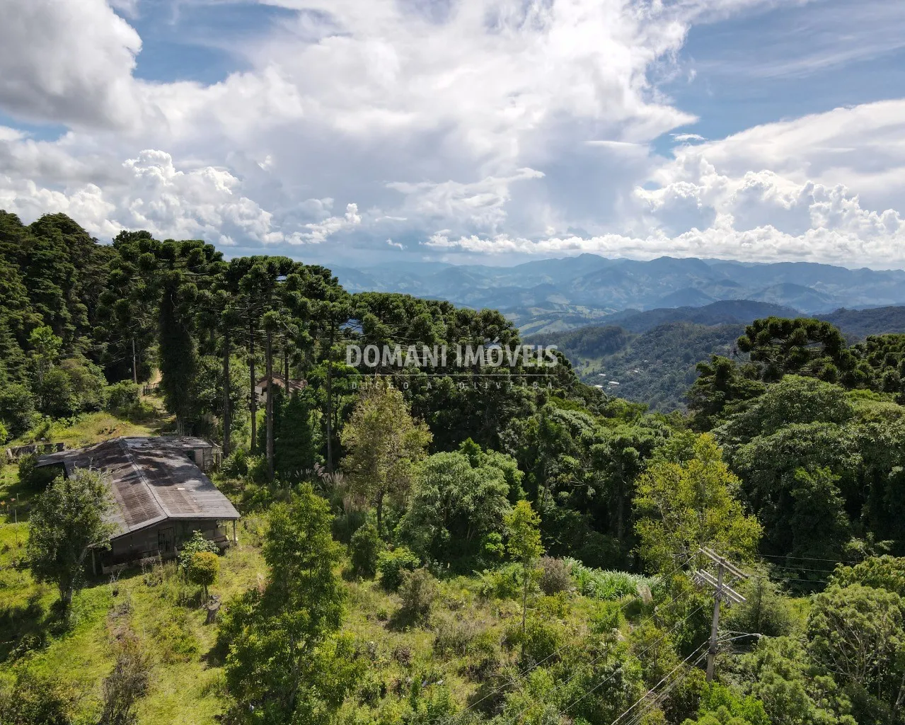 Terreno à venda de 5.350 m² em Campos do Jordão, SP, Brasil