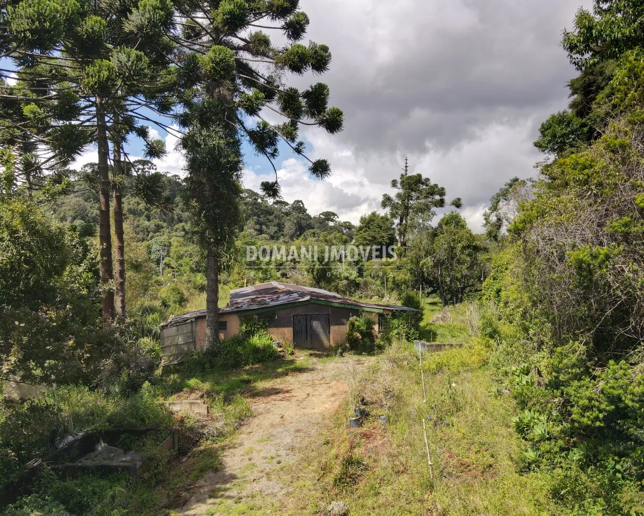 Terreno à venda de 5.350 m² em Campos do Jordão, SP, Brasil