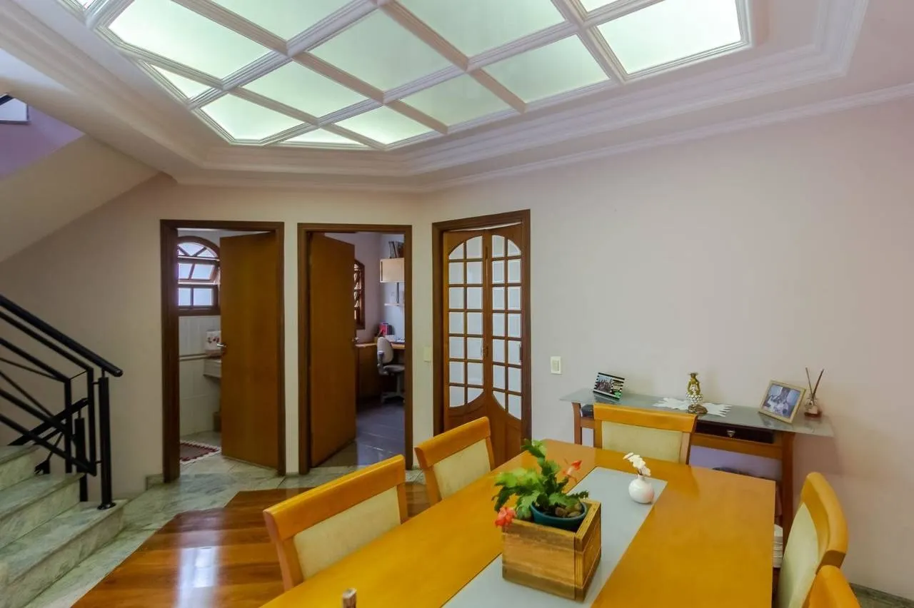 Casa à venda de 276 m² em São Paulo, SP, Brasil
