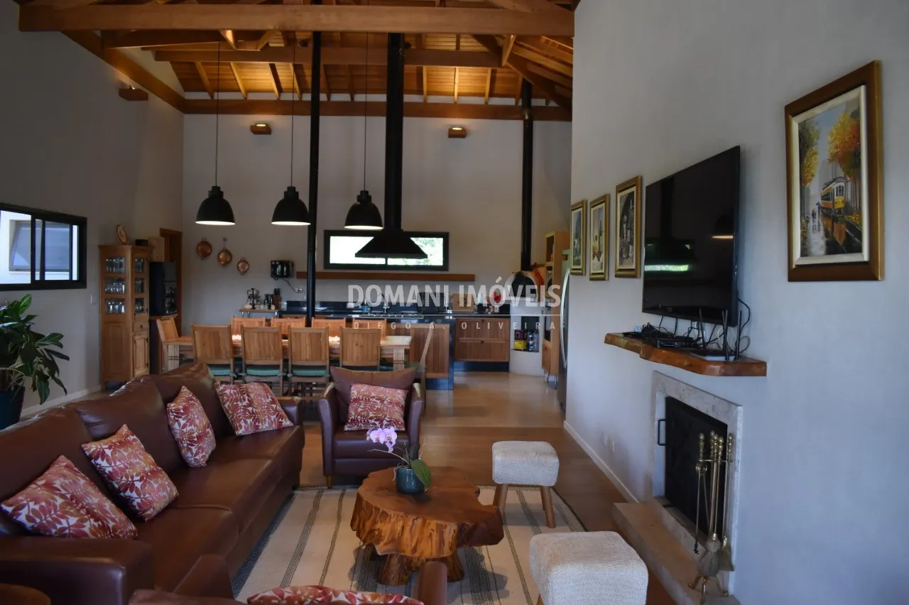 Casa à venda de 952 m² em Santo Antônio do Pinhal, SP, Brasil