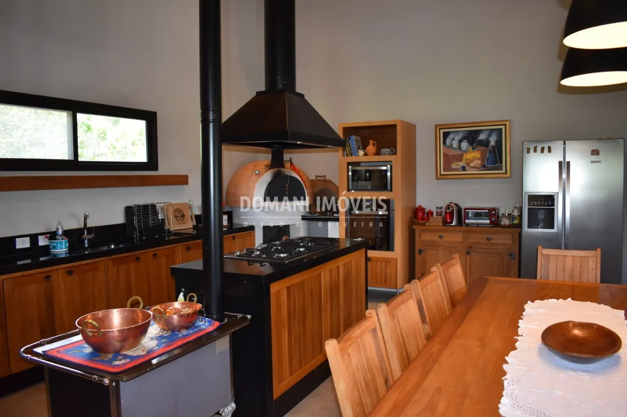 Casa à venda de 952 m² em Santo Antônio do Pinhal, SP, Brasil