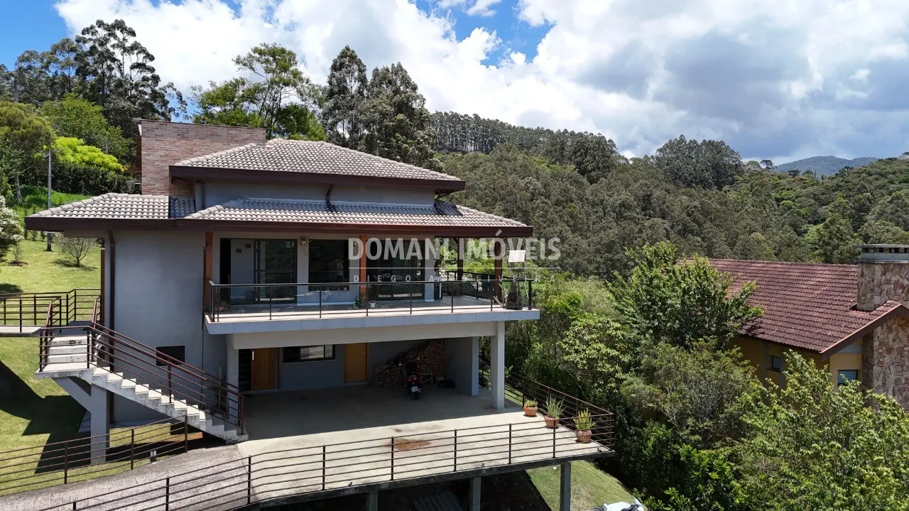 Casa à venda de 952 m² em Santo Antônio do Pinhal, SP, Brasil