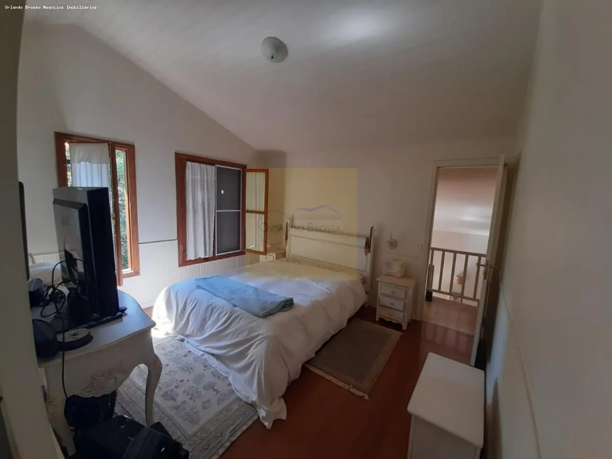 Sítio à venda de 17 ha em Cotia, SP, Brasil