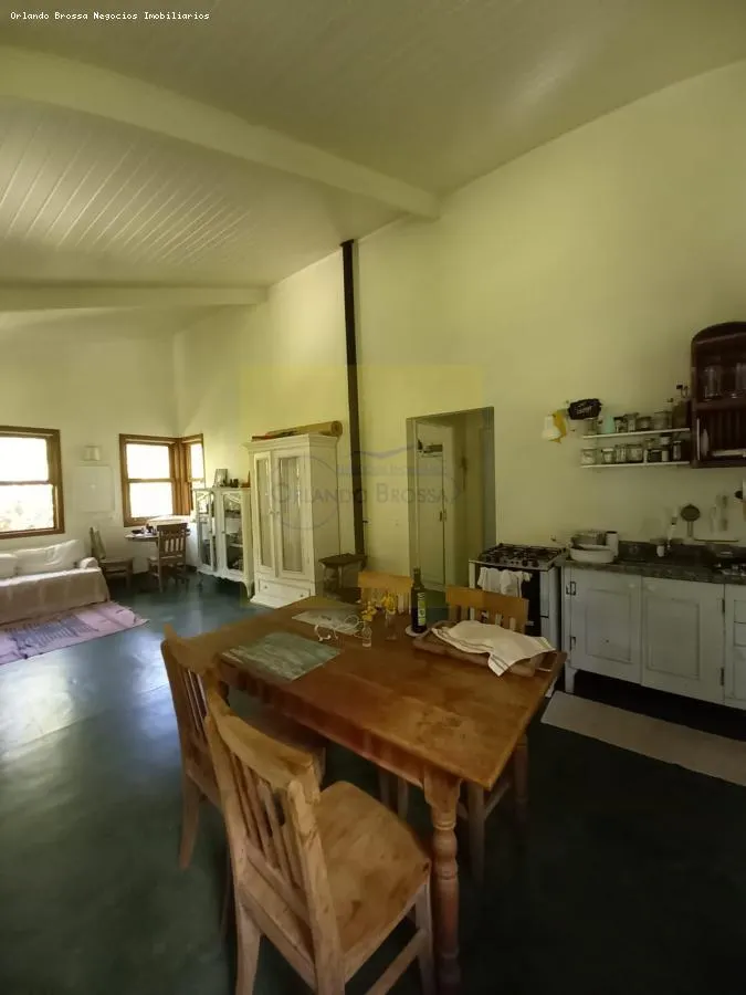 Sítio à venda de 17 ha em Cotia, SP, Brasil