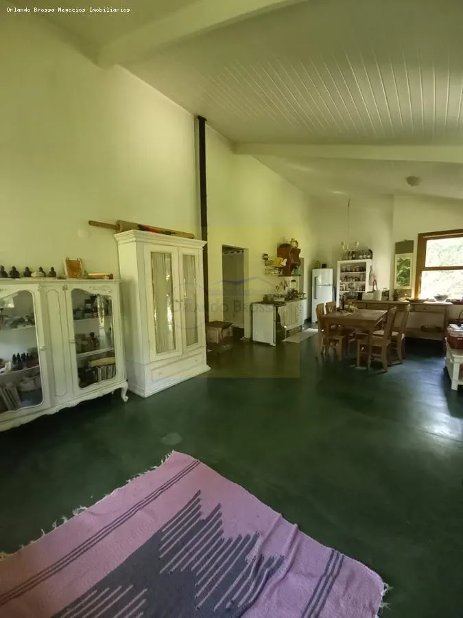 Sítio à venda de 17 ha em Cotia, SP, Brasil