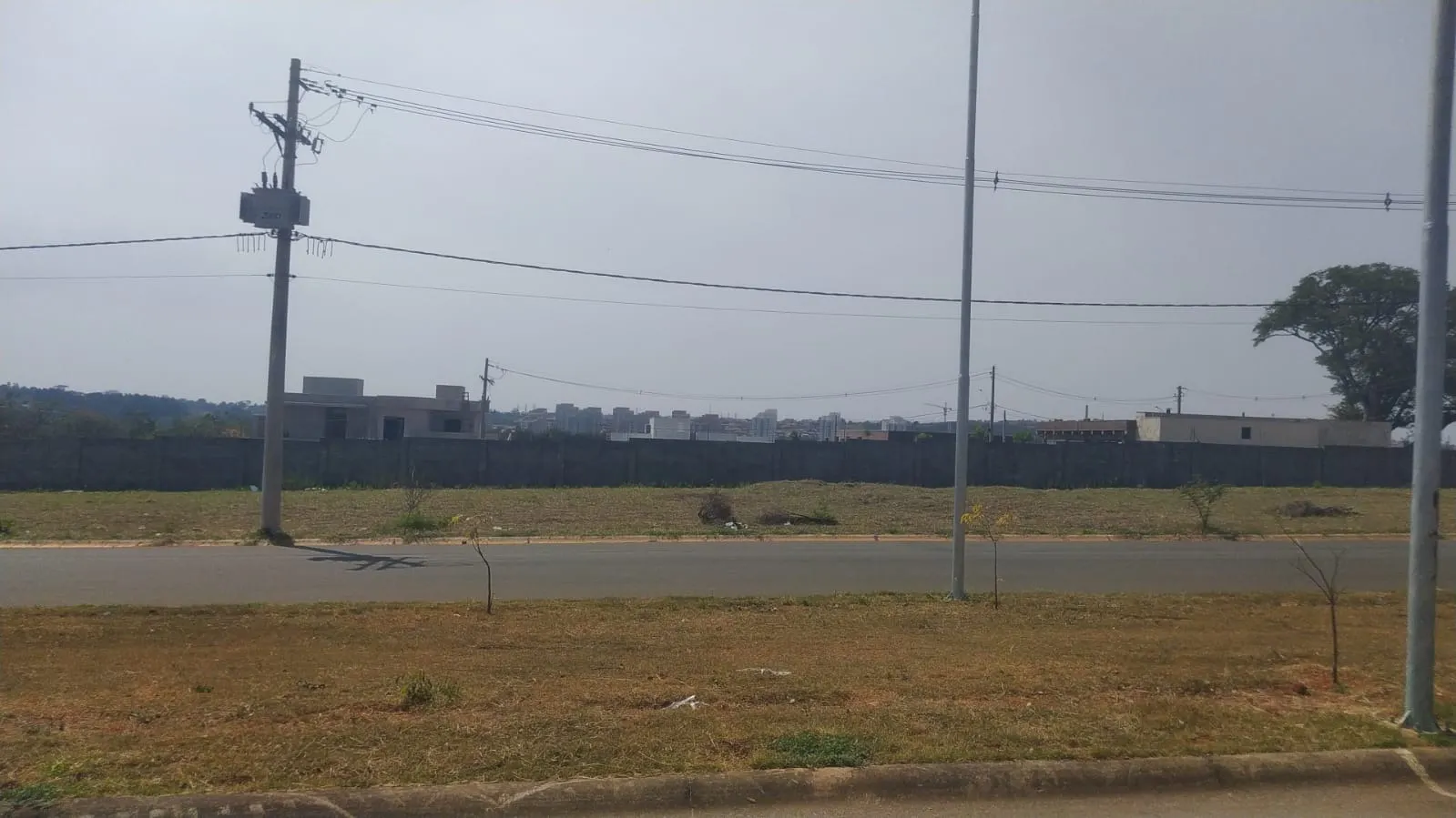 Terreno à venda de 872 m² em Hortolândia, SP, Brasil