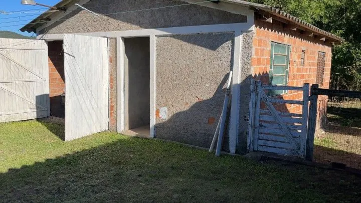 Chácara à venda de 4 ha em Santo Antônio da Patrulha, RS, Brasil