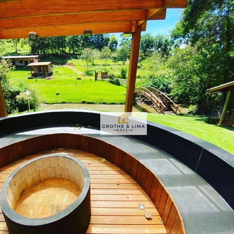 Chácara à venda de 2.000 m² em Sapucaí-Mirim, MG, Brasil
