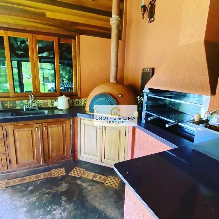 Chácara à venda de 2.000 m² em Sapucaí-Mirim, MG, Brasil