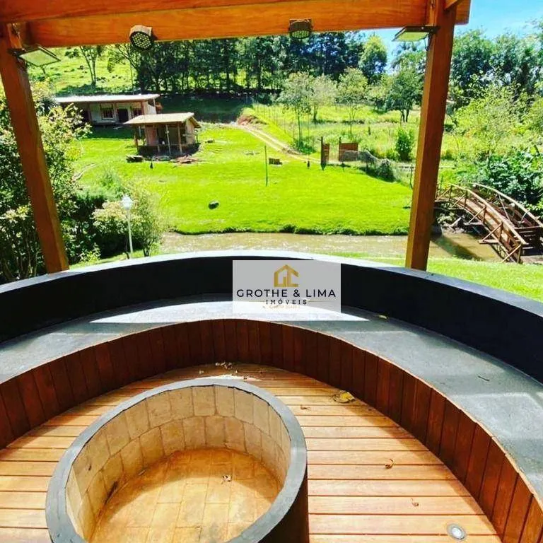 Chácara à venda de 2.000 m² em Sapucaí-Mirim, MG, Brasil